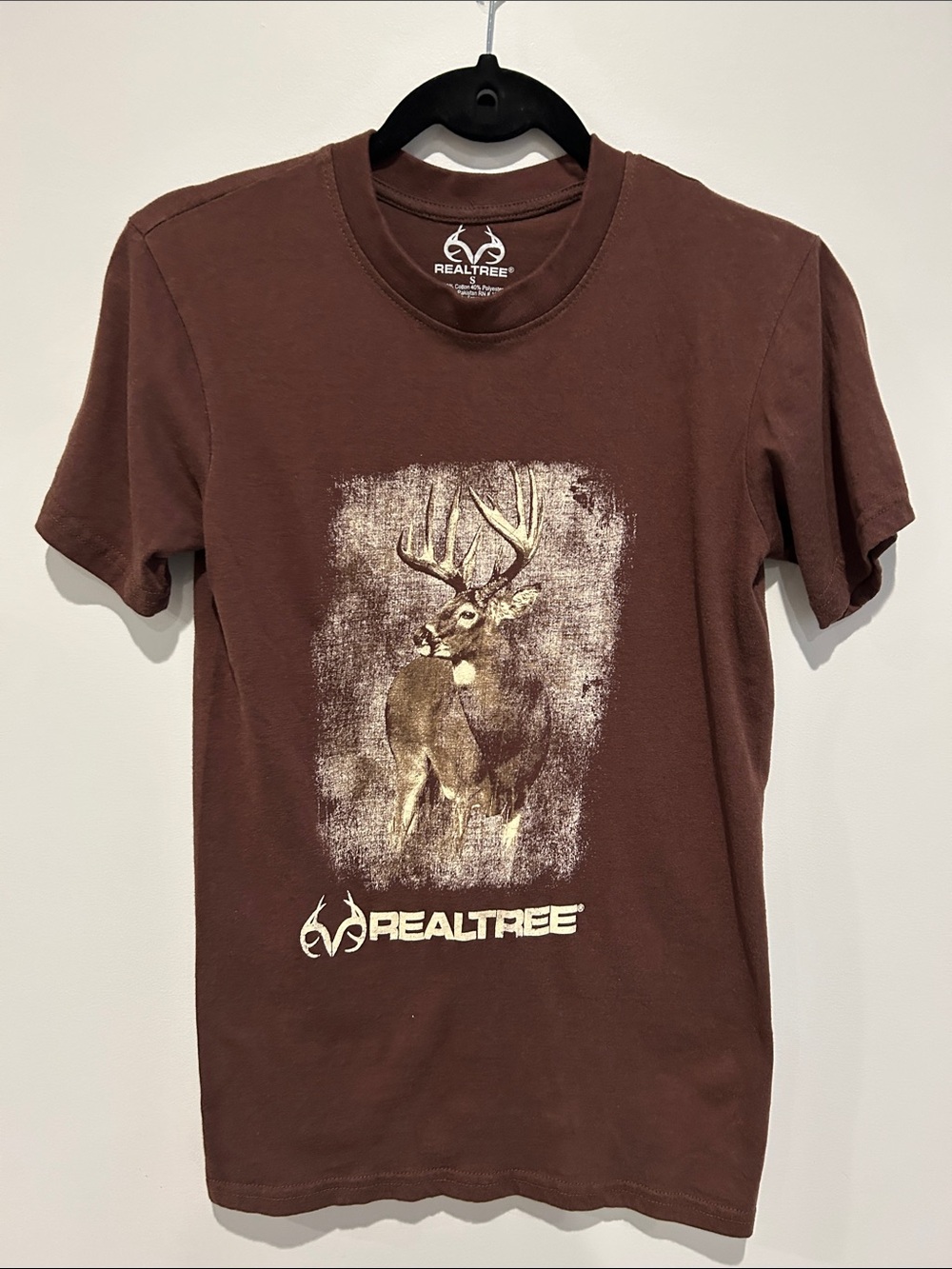 Realtree Brown Short-Sleeve Tee with Deer Graphic